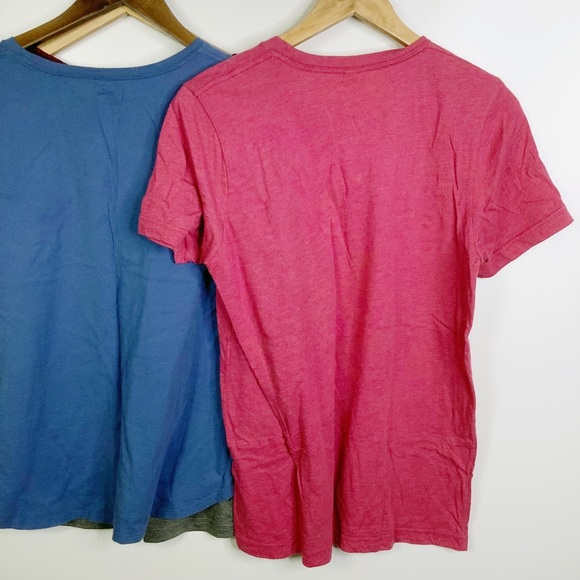 Bundle of Graphic Tees - Picture 8 of 8